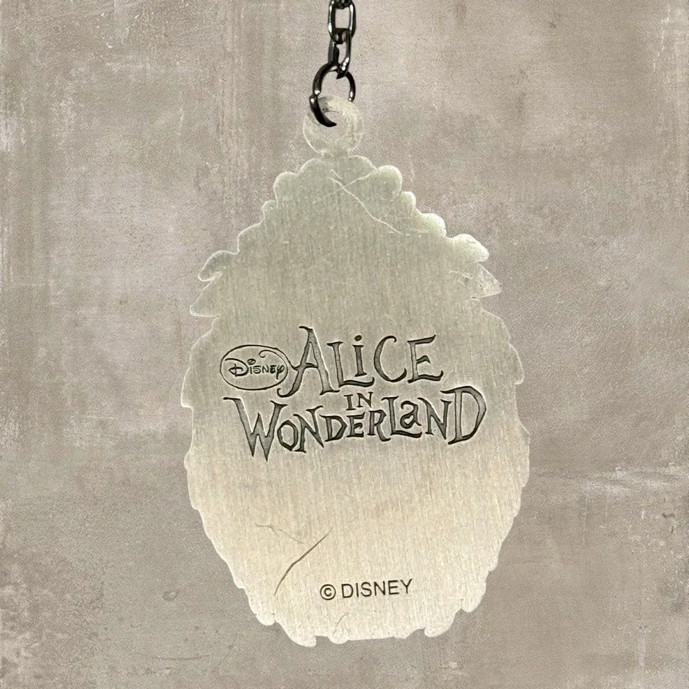 Disney Alice in Wonderland Mad Hatter Portrait Keychain Gothic Fantasy 2.6
